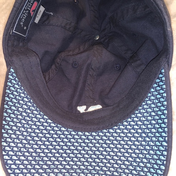 Vineyard vines hat - Picture 3 of 4